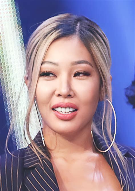 On a recent episode of SBS‘s Running Man, Jessi showed off her little sister charms by talking about her two older brothers on the show. In contrast to her big sister vibes, Jessi is actually the youngest with two older brothers.